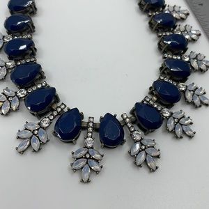 Statement necklace